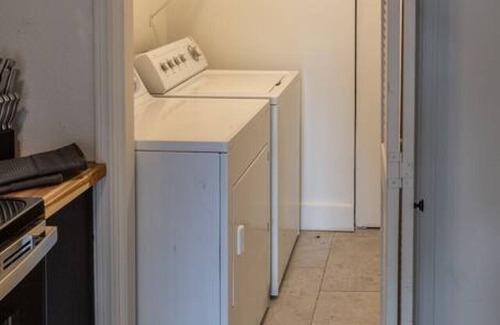 Maple Ridge Apartment | Hermes' Respite - A Runner's Paradise