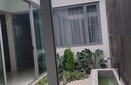 Uruapan House | Hermosa y moderna casa que te ofrece una relajada estadía.