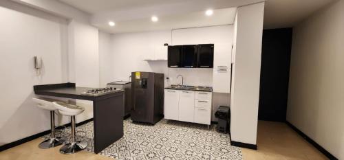 Cali Apartment | Hermoso aparta estudio 102 santa monica