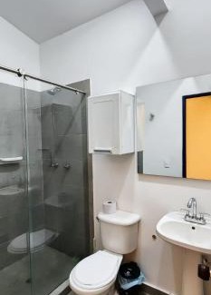 Cali Apartment | Hermoso aparta estudio 102 santa monica