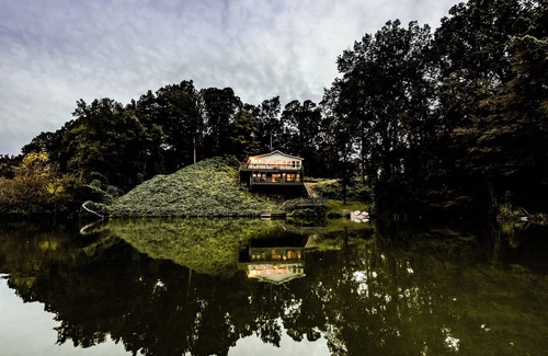 Robinsonville - Tunica House | HERNAND0 HIDEAWAY ENTIRE LAKEHOUSE