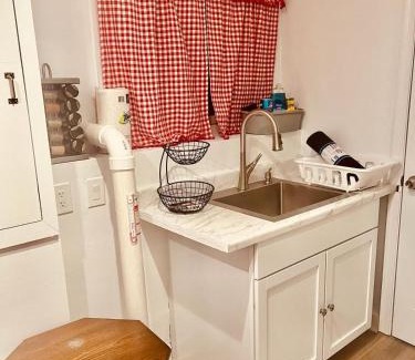 Herndon Apartment | Herndon Serenity Quarters