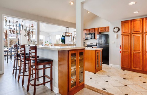 Town of Jerusalem House | Heron Way:"You will be "Wowed!" by this Property"