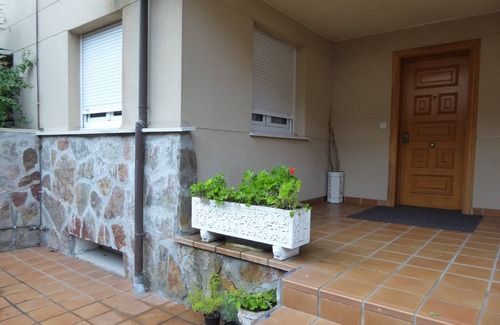 Zarautz House | Herrikosoro House - with garden and basement by Egona