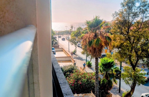 Herzliya Pituach Apartment | Herzlia Pituah apartment with Pool, by the Acadia Beach!