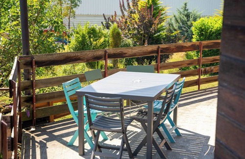 Sciez Apartment | Hexagonal apartment with balcony and garden 3 minutes from the lake