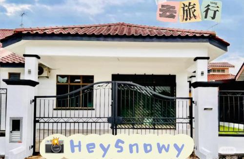 Kluang House | HeySnowy 8-15pax #FreeNetflix #Gated &Guarded #Water Dispenser #Mahjong