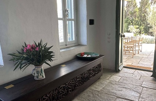 Apollonia House | #HH02 Olive House in Apollonia