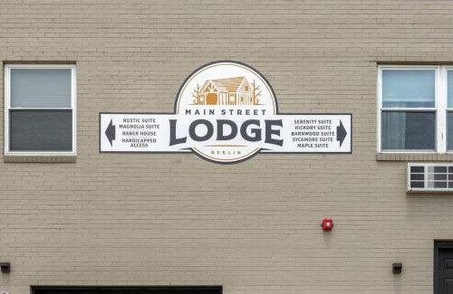 Berlin Apartment | Hickory Suite - Main Street Lodge in Berlin