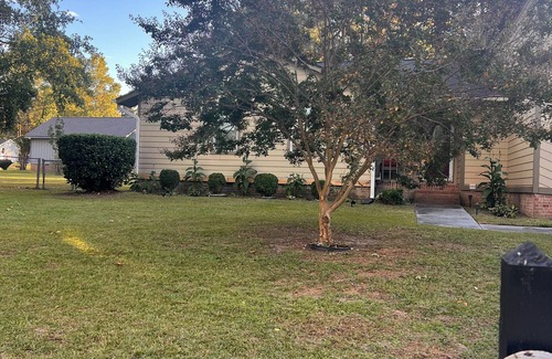 Fayetteville House | Hidden 3 Bedroom Gem in a centralized location