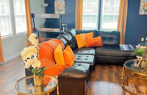 Fayetteville House | Hidden 3 Bedroom Gem in a centralized location