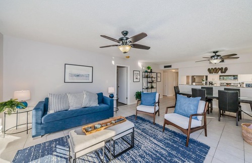 Clearwater Beach Condo | Hidden Beach Retreat | Pool | Steps from the sand