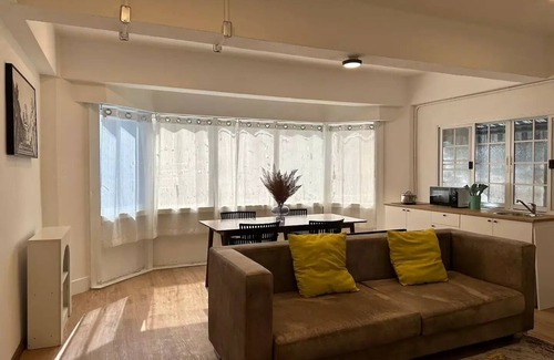 Pom Prap Apartment | Hidden Gems in China town, 2BRnn
