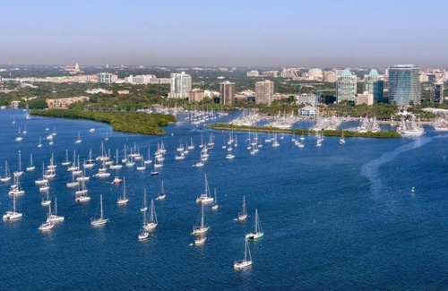 Ludlam House | Hidden Gem! 3 Awesome Units, Pets Allowed and On-site Pool, Near Bayfront Park!