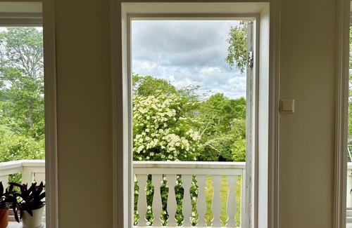 Norrkoping O House | Hidden gem in the countryside - spacious house with 5 bedrooms, 13 beds & large garden