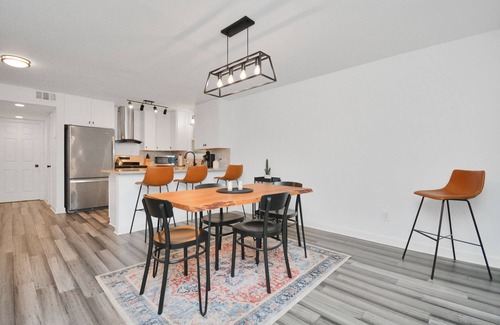 Houston Heights House | Hidden GEM in Houston Heights - entire home with all of the amenities you need!