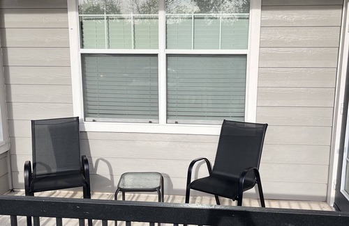 Spring Apartment | Hidden Gem in Spring, TX/Free Parking/Trail/Traveling Professionals Welcome
