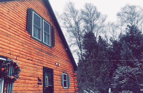 Gulliver Cabin | Hidden Gem in Wilderness of The Upper Peninsula of Michigan (Camp Flapjack)