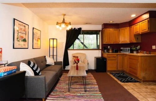 North City Apartment | Hidden Gem Studio in Shoreline