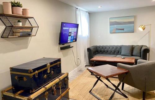 North End Apartment | Hidden Getaway, BSMT with Back Yard