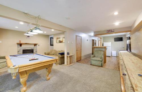 Briar Crest Woods House | Hidden Haven by AvantStay Hot Tub Game Room Deck Fire Pit