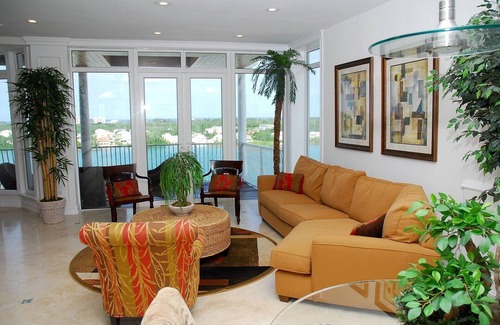 Nassau House | Hidden Hills. A exclusive community with panaramic views
