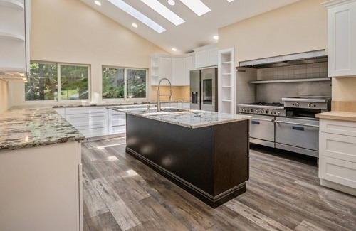 Danbury Villa | Hidden Hillside Villa One Hour from NYC