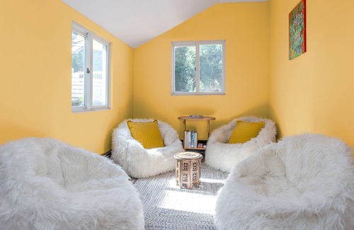 Danbury Villa | Hidden Hillside Villa One Hour from NYC