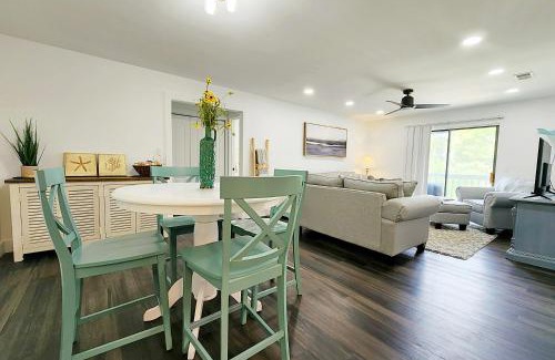 Lagoon Estates House | Hidden Lagoon