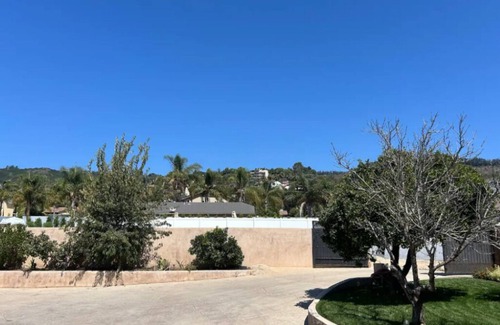 Camarillo House | Hidden Modern Gem in the Heights of Camarillo, CA