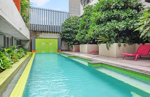 Fortitude Valley Apartment | Hidden Oasis! 2Bed/2Bath/1Car ~ 5mins to CBD