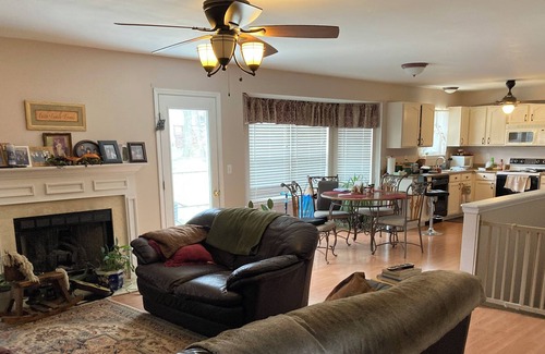 Wentzville House | Hidden Paradise. Close to everything