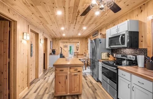 Brainerd Cabin | Hidden Pines - Sauna + Beach - Just 5 Mins From Town!