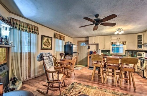 Hiawassee Cabin | Hidden Secluded Cabin in Blue Ridge Mountains in a very Private Setting