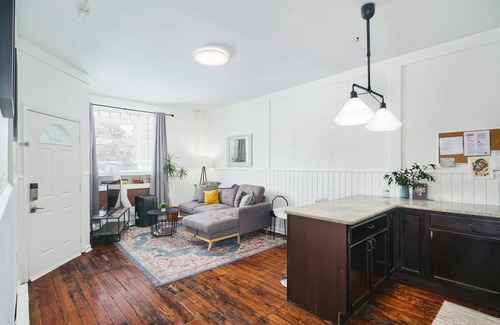 Roxborough-Manayunk Apartment | Hideaway on Hermit by RPG