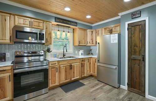 Logan Cabin | Hideaway Pines Cabin