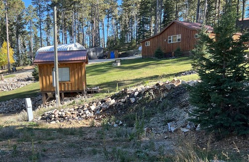 Deadwood Cabin | High Country Cabin and Bunk House Great for Multiple Families!