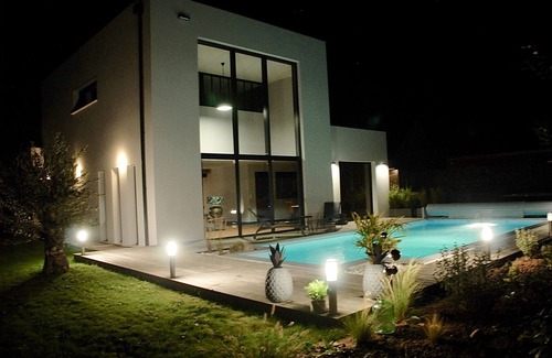 Commes House | HIGH-END MODERN VILLA WITH PRIVATE POOL IN THE HEART OF OMAHA BEACH