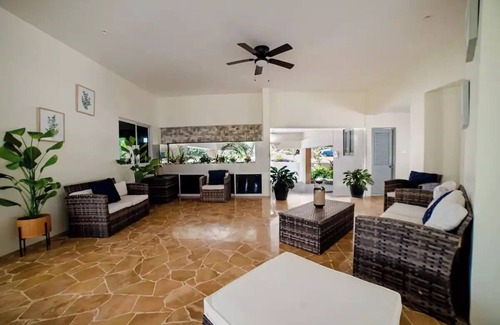 West End Villa | High Life Resort & Spa nEntire Villa