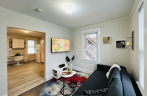 Stamford Apartment | ❤️High-Line Harbor Pad 2 BDTrain🚊Harbor Point Access 40 Minutes to NYC