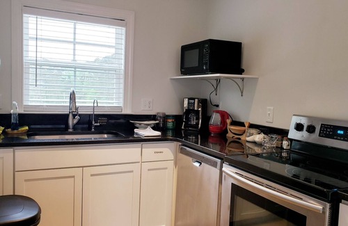 Grovetown Apartment | High Meadows Cottage on 16 Acres property, No Pet Fee