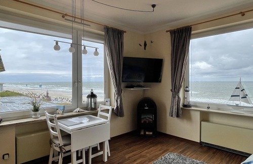 Wangerooge Apartment | High quality apartment for up to 2 P. directly on the beach of Wangerooge with north view