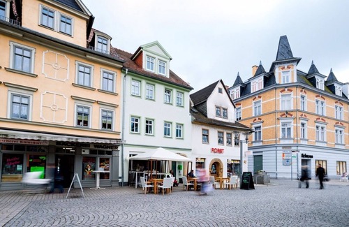 Rudolstadt Apartment | High-quality, centrally located apartment in the middle of the city