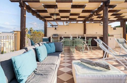Contrada Difesa II VV Apartment | High-Speed Internet, large roof terrace (& outdoor kitchen), two beds, two bath.