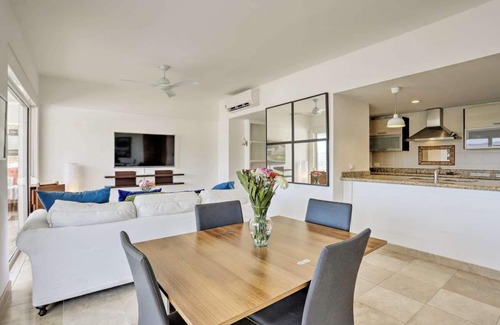 Pedregal Condo | High Speed WIFI- Lux Condo in Pedregal with amazing Ocean, Mountain & City views