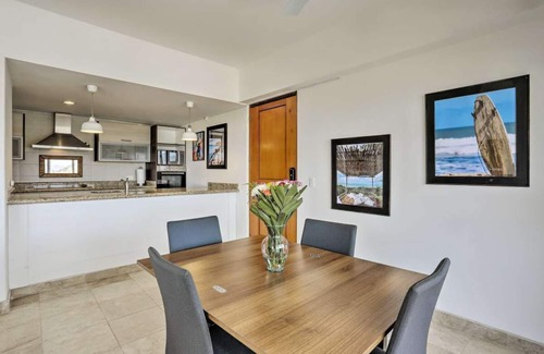 Pedregal Condo | High Speed WIFI- Lux Condo in Pedregal with amazing Ocean, Mountain & City views