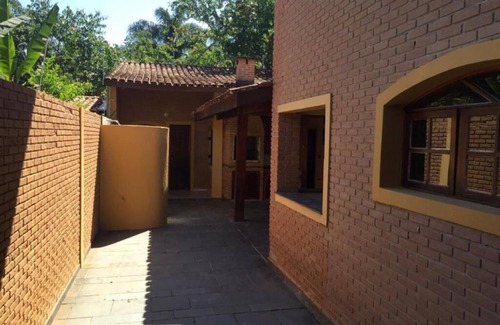Estufa I House | High Standard House Vivamar Park - Itaguá