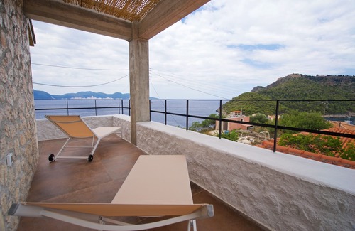 Assos Villa | High standard vacations at the Mediterranean