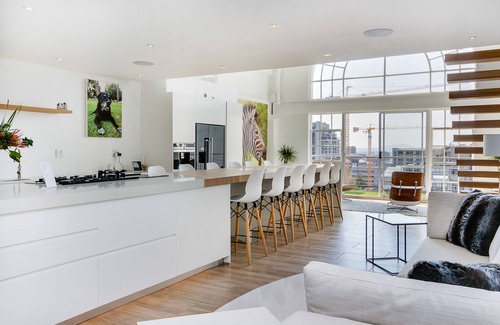 Bo'Kaap Apartment | High Tech Automated Apartment - 512 The Studios