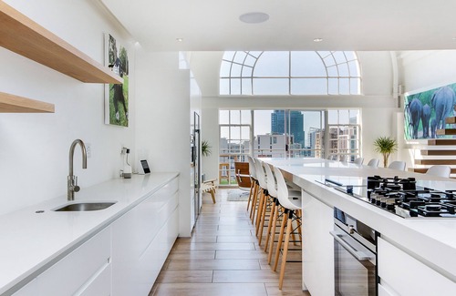 Bo'Kaap Apartment | High Tech Automated Apartment - 512 The Studios